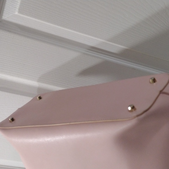 Samantha Thavasa Deluxe Blush Pink Leather Shoulder Bag – Elegant & Like New - Picture 11 of 13